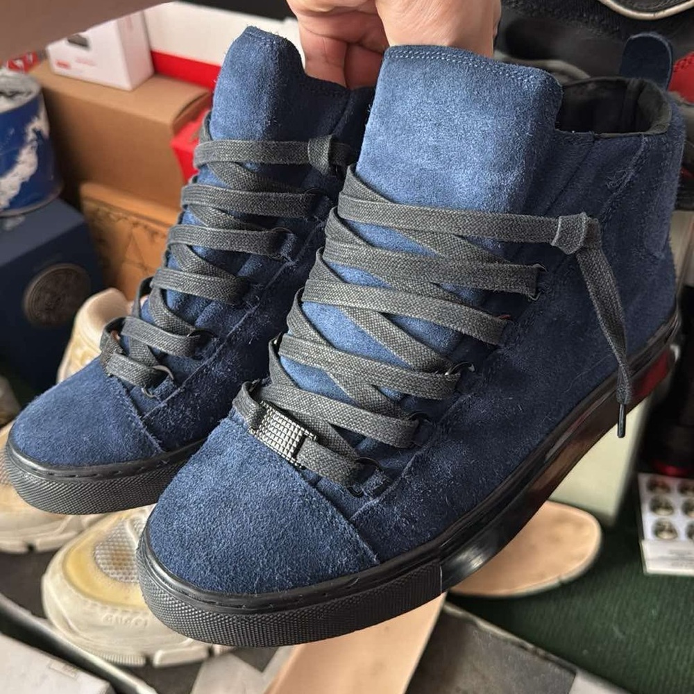 (SOLD) balenciaga arenas